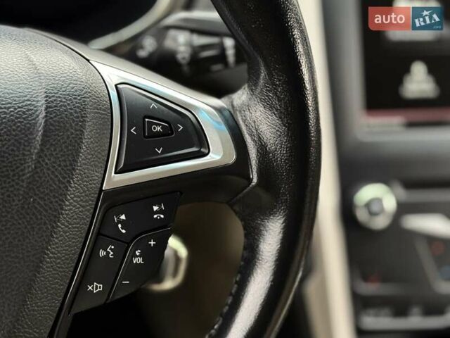 Красный Форд Фьюжн, объемом двигателя 1.6 л и пробегом 156 тыс. км за 8500 $, фото 20 на Automoto.ua