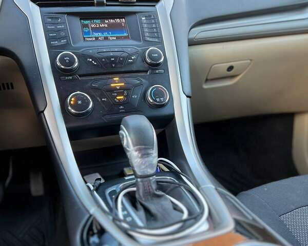 Форд Фьюжен 2013 у Одесі на Automoto.ua Червоний Форд Фьюжен, об'ємом двигуна 2.5 л та пробігом 274 тис. км за 7999 $, фото 19 на Automoto.ua