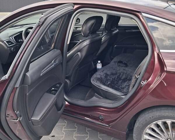 Красный Форд Фьюжн, объемом двигателя 2 л и пробегом 161 тыс. км за 10999 $, фото 9 на Automoto.ua