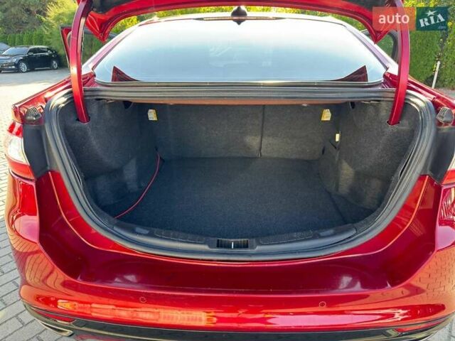 Форд Фьюжн 2013 в Львове на Automoto.ua Красный Форд Фьюжн, объемом двигателя 2 л и пробегом 121 тыс. км за 12500 $, фото 10 на Automoto.ua