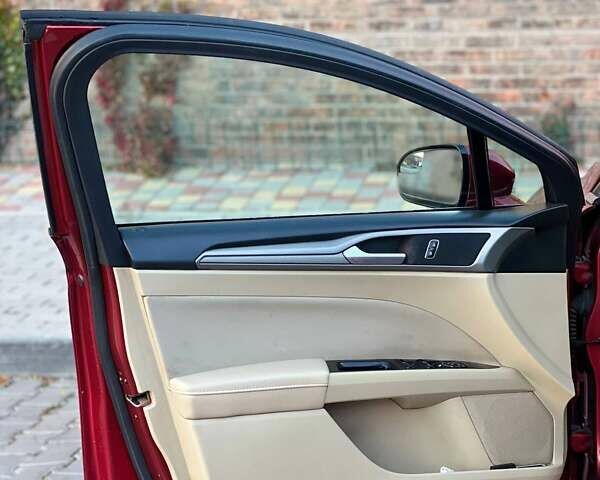 Форд Фьюжен 2013 у Одесі на Automoto.ua Червоний Форд Фьюжен, об'ємом двигуна 2.5 л та пробігом 274 тис. км за 7999 $, фото 14 на Automoto.ua