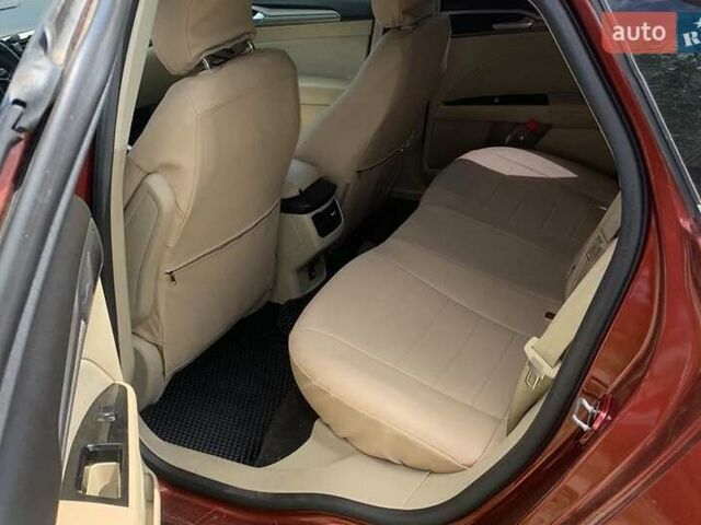 Червоний Форд Фьюжен, об'ємом двигуна 2.49 л та пробігом 153 тис. км за 7000 $, фото 2 на Automoto.ua