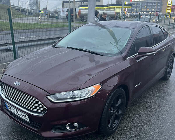 Красный Форд Фьюжн, объемом двигателя 2 л и пробегом 222 тыс. км за 9500 $, фото 6 на Automoto.ua