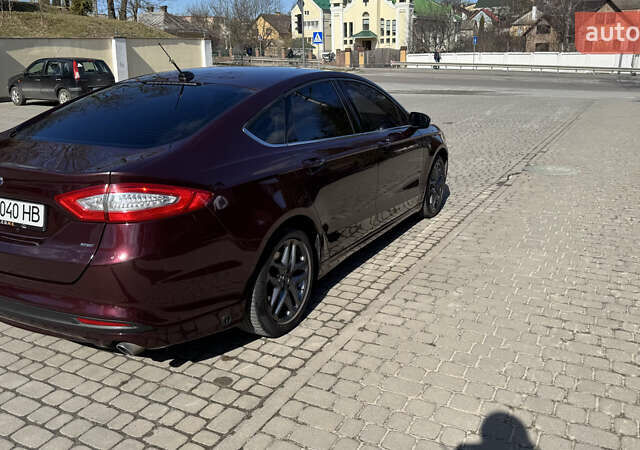 Красный Форд Фьюжн, объемом двигателя 2.49 л и пробегом 115 тыс. км за 10350 $, фото 4 на Automoto.ua