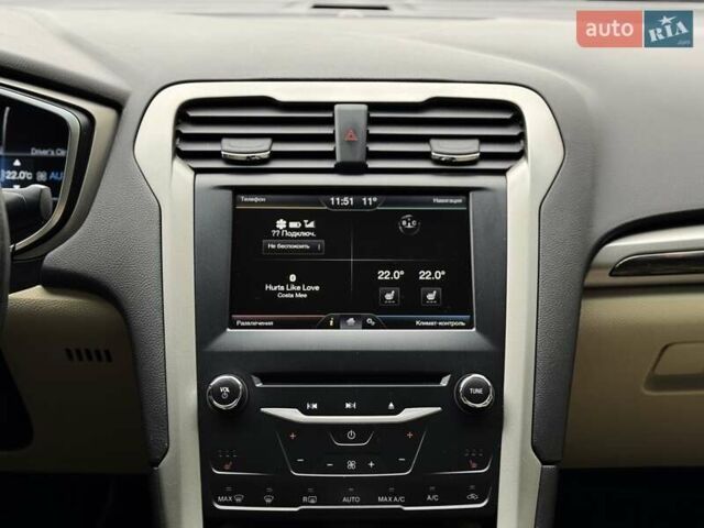 Красный Форд Фьюжн, объемом двигателя 1.6 л и пробегом 156 тыс. км за 8500 $, фото 24 на Automoto.ua