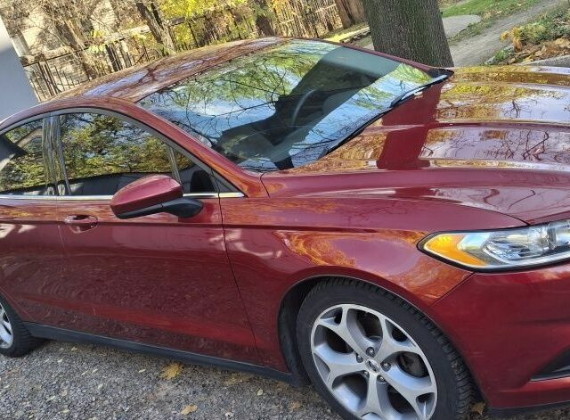 Червоний Форд Фьюжен, об'ємом двигуна 2.5 л та пробігом 275 тис. км за 8300 $, фото 3 на Automoto.ua