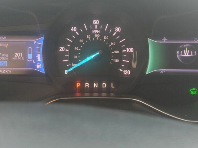 Червоний Форд Фьюжен, об'ємом двигуна 2 л та пробігом 258 тис. км за 11999 $, фото 2 на Automoto.ua