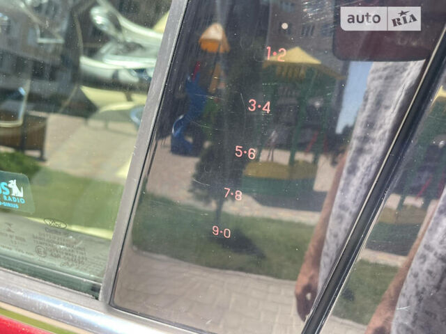 Красный Форд Фьюжн, объемом двигателя 1.5 л и пробегом 132 тыс. км за 8990 $, фото 15 на Automoto.ua