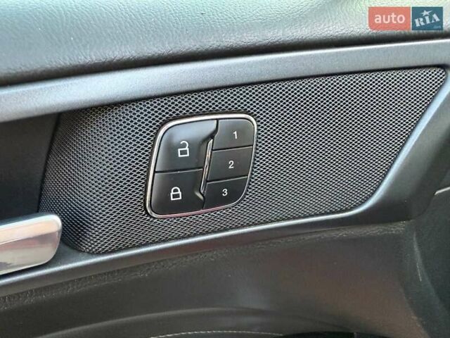 Червоний Форд Фьюжен, об'ємом двигуна 2 л та пробігом 250 тис. км за 12200 $, фото 10 на Automoto.ua