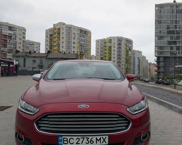 Красный Форд Фьюжн, объемом двигателя 2 л и пробегом 140 тыс. км за 12000 $, фото 2 на Automoto.ua