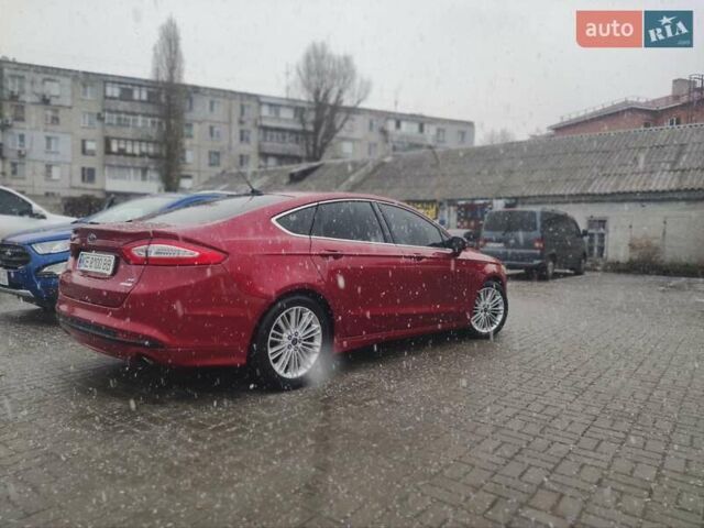 Червоний Форд Фьюжен, об'ємом двигуна 1.6 л та пробігом 248 тис. км за 8800 $, фото 2 на Automoto.ua