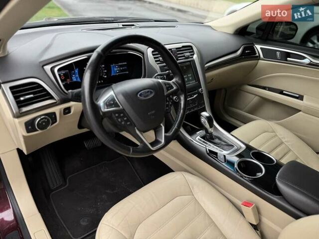 Красный Форд Фьюжн, объемом двигателя 1.6 л и пробегом 156 тыс. км за 8500 $, фото 9 на Automoto.ua