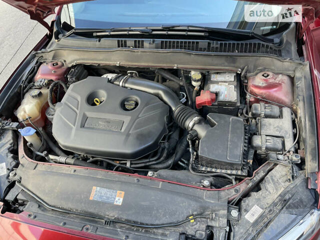 Червоний Форд Фьюжен, об'ємом двигуна 2 л та пробігом 99 тис. км за 14200 $, фото 7 на Automoto.ua