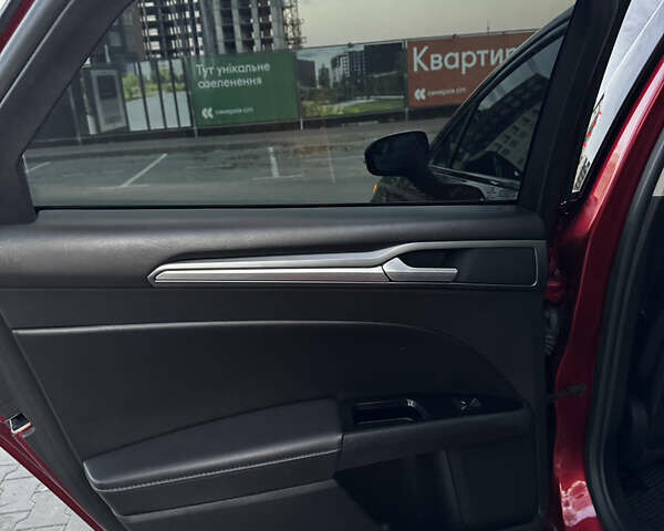 Червоний Форд Фьюжен, об'ємом двигуна 2 л та пробігом 169 тис. км за 10900 $, фото 18 на Automoto.ua