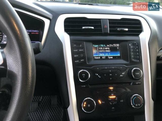 Червоний Форд Фьюжен, об'ємом двигуна 1.6 л та пробігом 222 тис. км за 7999 $, фото 14 на Automoto.ua