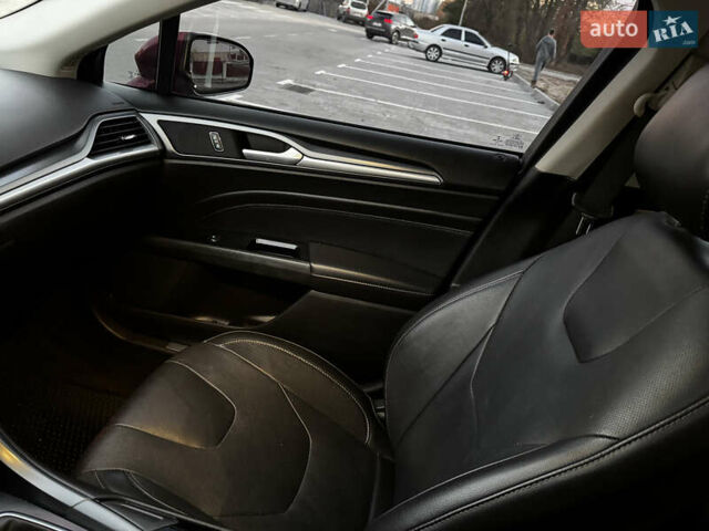 Червоний Форд Фьюжен, об'ємом двигуна 2 л та пробігом 169 тис. км за 10900 $, фото 16 на Automoto.ua