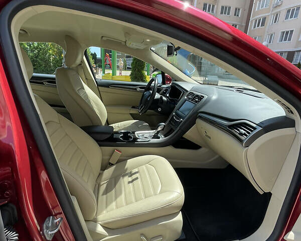 Красный Форд Фьюжн, объемом двигателя 1.5 л и пробегом 132 тыс. км за 8990 $, фото 38 на Automoto.ua