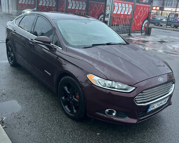 Красный Форд Фьюжн, объемом двигателя 2 л и пробегом 222 тыс. км за 9500 $, фото 8 на Automoto.ua