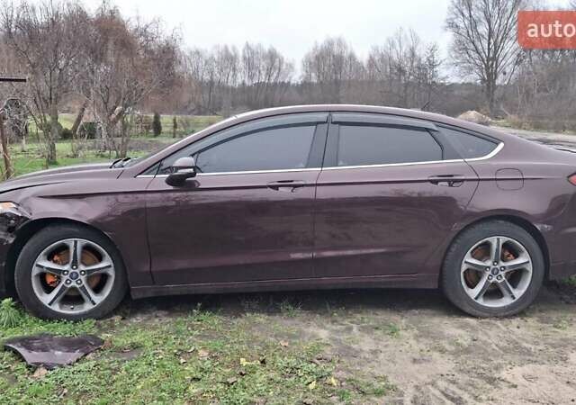 Червоний Форд Фьюжен, об'ємом двигуна 2.5 л та пробігом 230 тис. км за 6000 $, фото 2 на Automoto.ua