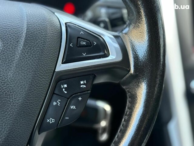 Червоний Форд Фьюжен, об'ємом двигуна 2 л та пробігом 209 тис. км за 8940 $, фото 29 на Automoto.ua