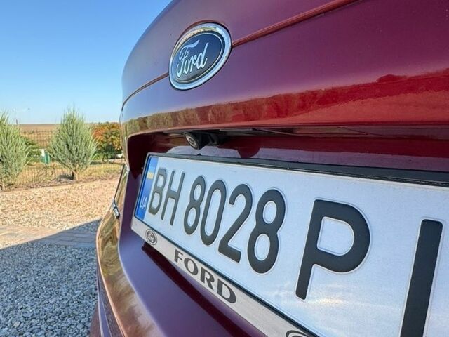 Красный Форд Фьюжн, объемом двигателя 1.5 л и пробегом 150 тыс. км за 7500 $, фото 24 на Automoto.ua