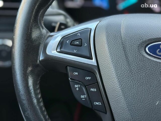 Червоний Форд Фьюжен, об'ємом двигуна 2 л та пробігом 209 тис. км за 8940 $, фото 28 на Automoto.ua