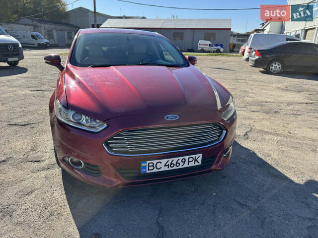 Форд Фьюжн 2013 в Львове на Automoto.ua Красный Форд Фьюжн, объемом двигателя 2 л и пробегом 221 тыс. км за 12500 $, фото 2 на Automoto.ua