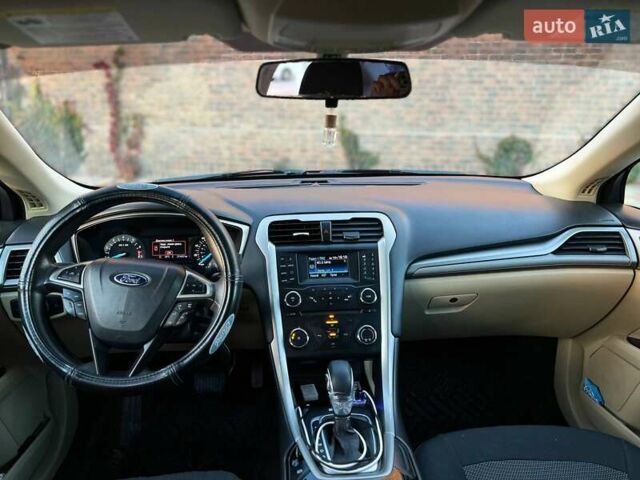 Форд Фьюжен 2013 у Одесі на Automoto.ua Червоний Форд Фьюжен, об'ємом двигуна 2.5 л та пробігом 274 тис. км за 7999 $, фото 18 на Automoto.ua