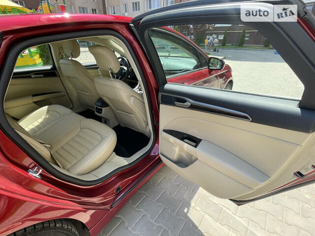 Красный Форд Фьюжн, объемом двигателя 1.5 л и пробегом 132 тыс. км за 8990 $, фото 32 на Automoto.ua