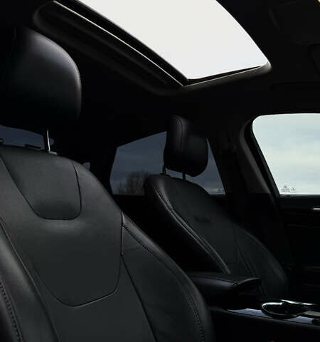 Червоний Форд Фьюжен, об'ємом двигуна 2 л та пробігом 236 тис. км за 10800 $, фото 8 на Automoto.ua