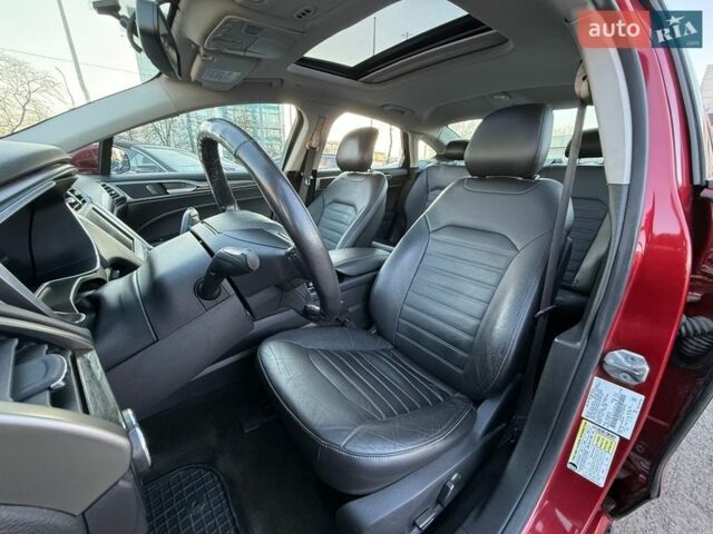 Червоний Форд Фьюжен, об'ємом двигуна 2 л та пробігом 188 тис. км за 11999 $, фото 18 на Automoto.ua