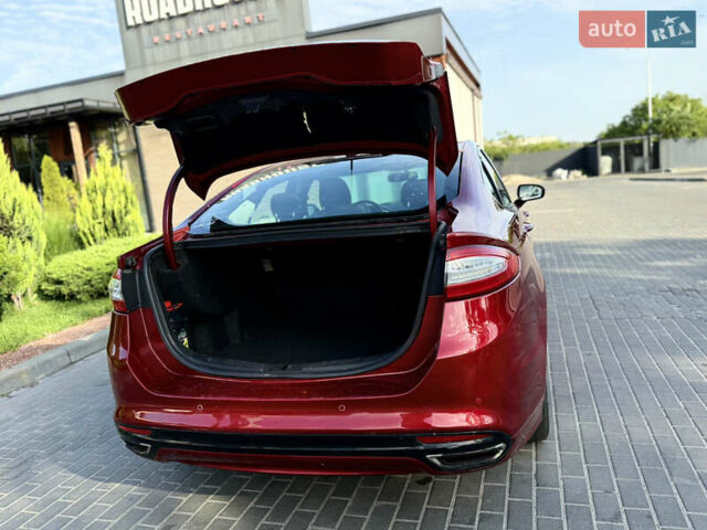 Форд Фьюжн 2014 в Днепре (Днепропетровске) на Automoto.ua Красный Форд Фьюжн, объемом двигателя 2 л и пробегом 211 тыс. км за 10700 $, фото 13 на Automoto.ua