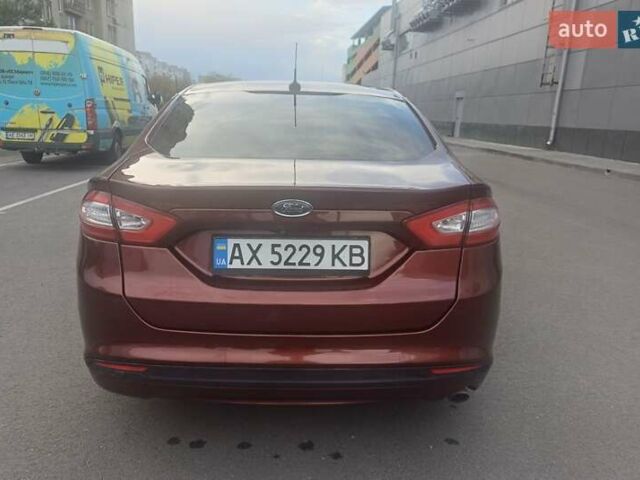 Форд Фьюжн 2014 в Днепре (Днепропетровске) на Automoto.ua Красный Форд Фьюжн, объемом двигателя 2.49 л и пробегом 198 тыс. км за 9500 $, фото 8 на Automoto.ua