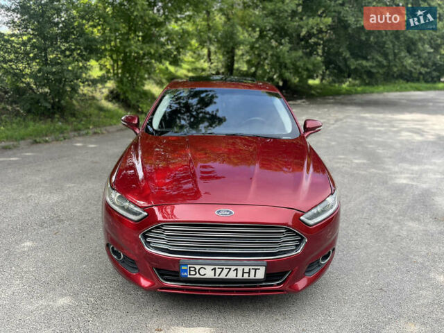 Форд Фьюжн 2014 в Львове на Automoto.ua Красный Форд Фьюжн, объемом двигателя 2 л и пробегом 223 тыс. км за 8999 $, фото 2 на Automoto.ua