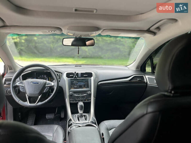 Форд Фьюжн 2014 в Львове на Automoto.ua Красный Форд Фьюжн, объемом двигателя 2 л и пробегом 223 тыс. км за 8999 $, фото 10 на Automoto.ua