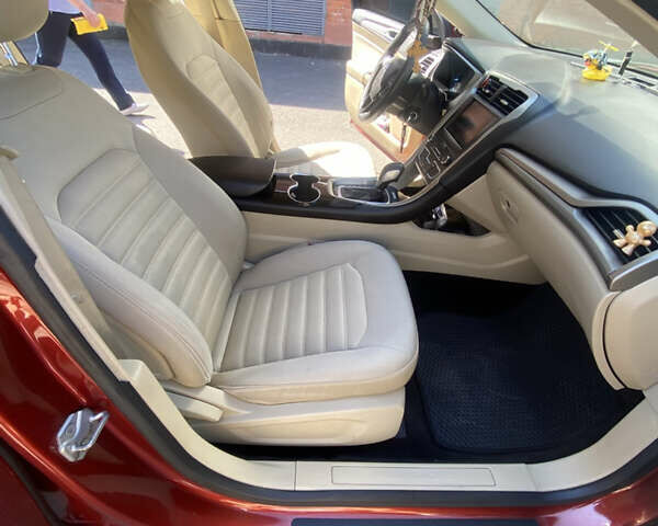 Форд Фьюжн 2014 в Броварах на Automoto.ua Красный Форд Фьюжн, объемом двигателя 2.5 л и пробегом 215 тыс. км за 9250 $, фото 37 на Automoto.ua