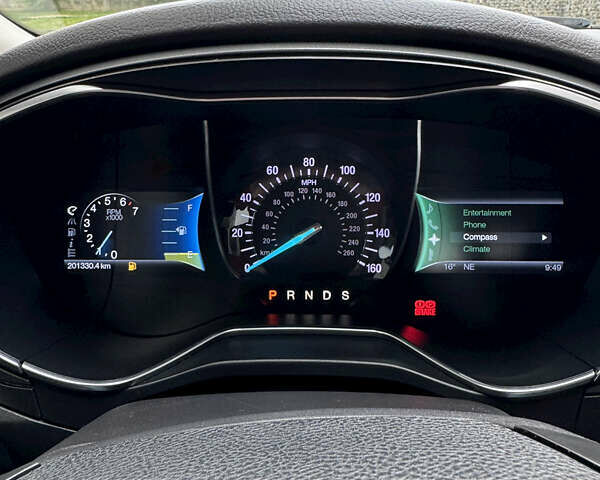 Красный Форд Фьюжн, объемом двигателя 2 л и пробегом 201 тыс. км за 8999 $, фото 39 на Automoto.ua