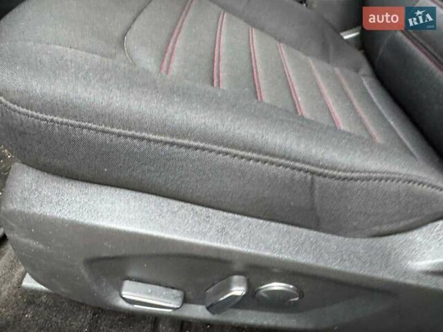 Форд Фьюжн 2014 в Киеве на Automoto.ua Красный Форд Фьюжн, объемом двигателя 2.5 л и пробегом 238 тыс. км за 8990 $, фото 10 на Automoto.ua