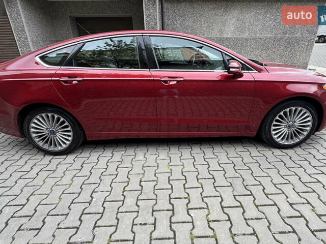 Красный Форд Фьюжн, объемом двигателя 2 л и пробегом 201 тыс. км за 8999 $, фото 2 на Automoto.ua