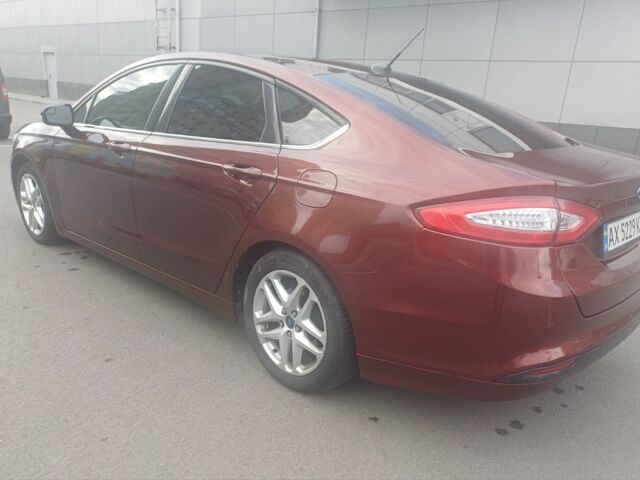 Форд Фьюжен 2014 у Дніпро (Дніпропетровську) на Automoto.ua Червоний Форд Фьюжен, об'ємом двигуна 2.5 л та пробігом 198 тис. км за 9500 $, фото 5 на Automoto.ua