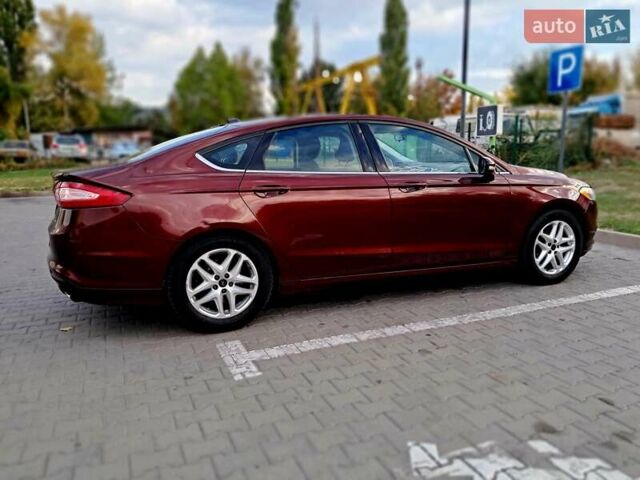 Красный Форд Фьюжн, объемом двигателя 2.5 л и пробегом 190 тыс. км за 8900 $, фото 6 на Automoto.ua
