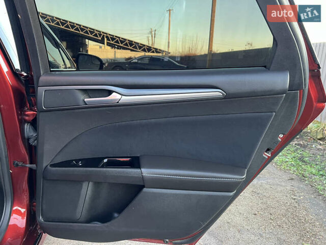 Червоний Форд Фьюжен, об'ємом двигуна 2.5 л та пробігом 145 тис. км за 9500 $, фото 14 на Automoto.ua