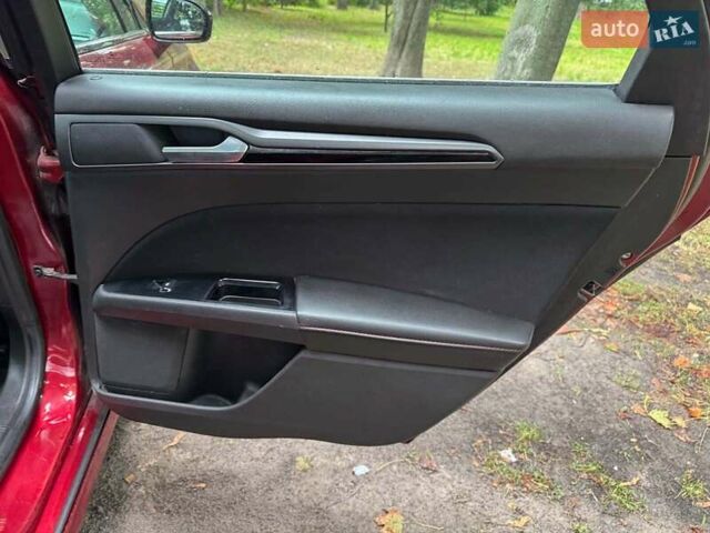 Форд Фьюжн 2014 в Киеве на Automoto.ua Красный Форд Фьюжн, объемом двигателя 2.5 л и пробегом 238 тыс. км за 8990 $, фото 17 на Automoto.ua
