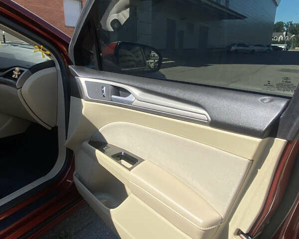 Форд Фьюжн 2014 в Броварах на Automoto.ua Красный Форд Фьюжн, объемом двигателя 2.5 л и пробегом 215 тыс. км за 9250 $, фото 36 на Automoto.ua