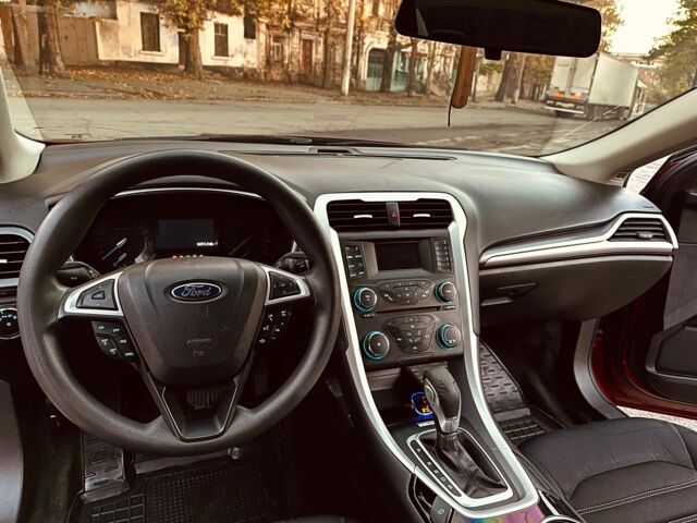 Форд Фьюжн 2014 в Николаеве на Automoto.ua Красный Форд Фьюжн, объемом двигателя 2.5 л и пробегом 151 тыс. км за 9900 $, фото 6 на Automoto.ua