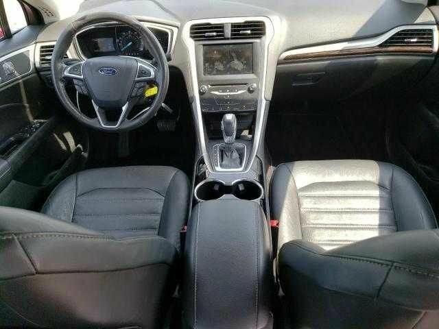 Красный Форд Фьюжн, объемом двигателя 2 л и пробегом 81 тыс. км за 1500 $, фото 5 на Automoto.ua