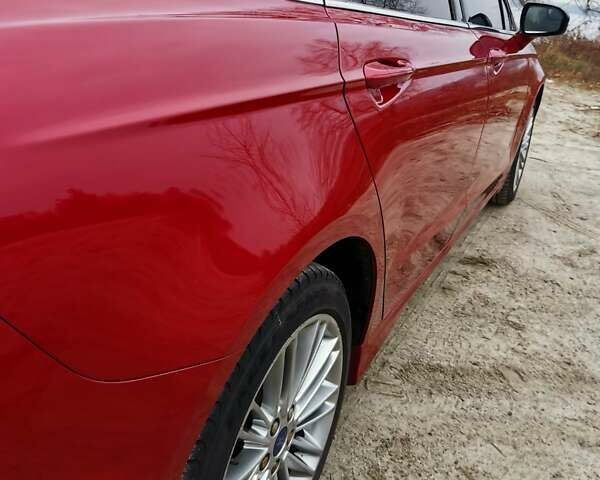 Красный Форд Фьюжн, объемом двигателя 2 л и пробегом 140 тыс. км за 10500 $, фото 15 на Automoto.ua