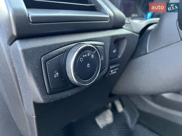 Червоний Форд Фьюжен, об'ємом двигуна 2.5 л та пробігом 145 тис. км за 9500 $, фото 19 на Automoto.ua