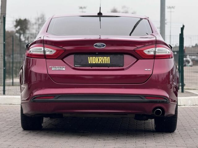 Красный Форд Фьюжн, объемом двигателя 2 л и пробегом 210 тыс. км за 10500 $, фото 10 на Automoto.ua