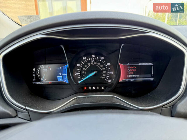 Форд Фьюжн 2014 в Днепре (Днепропетровске) на Automoto.ua Красный Форд Фьюжн, объемом двигателя 2 л и пробегом 211 тыс. км за 10700 $, фото 20 на Automoto.ua